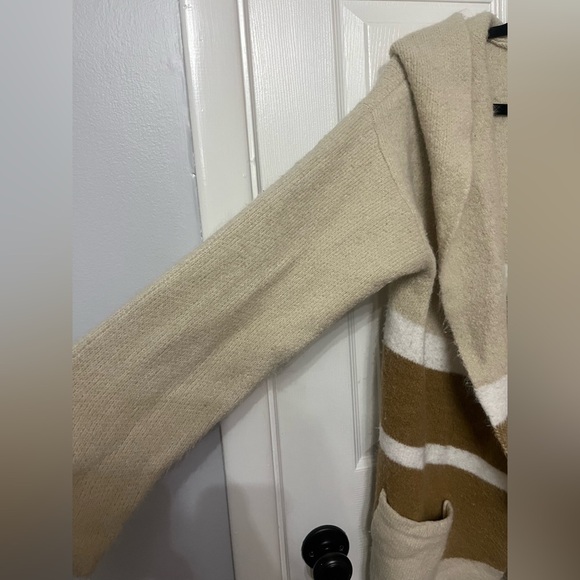 Lulus‎ Carlsbad Hooded Cardigan Sweater / M/L - Picture 9 of 11